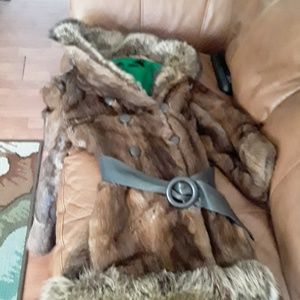 Wolverine fur coat real .